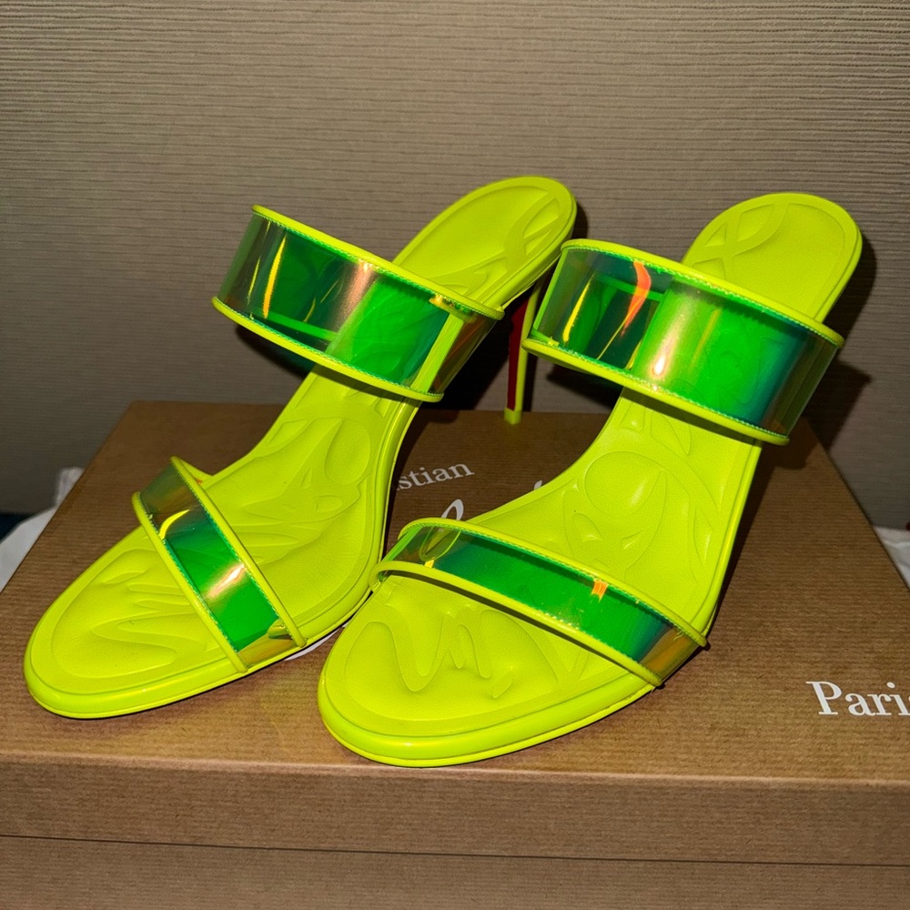 AUTHENTIC RED BOTTOMS BRAND NEW Christian Louboutin 85MM Neon Green Heels